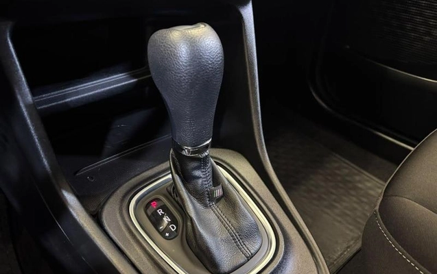 imagem-https://www.socarrao.com.br/sc-vehicle-images-prod/4065012/1790366662722-8505456_12_B_66139f9ea1.jpeg