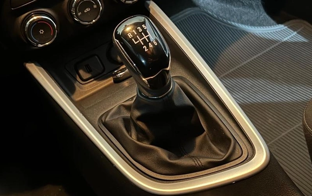 imagem-https://www.socarrao.com.br/sc-vehicle-images-prod/4065135/1790184429564-8425298_9_B_cb5ec5a2c3.jpeg