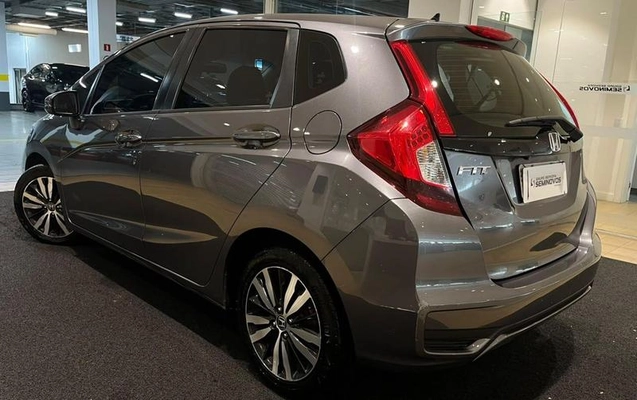 imagem-https://www.socarrao.com.br/sc-vehicle-images-prod/4065561/1790185400700-8505752_2_B_62aadfd12c.jpeg