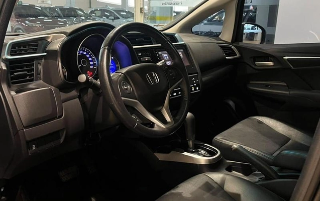 imagem-https://www.socarrao.com.br/sc-vehicle-images-prod/4065561/1790185400707-8505752_6_B_c4b0916359.jpeg
