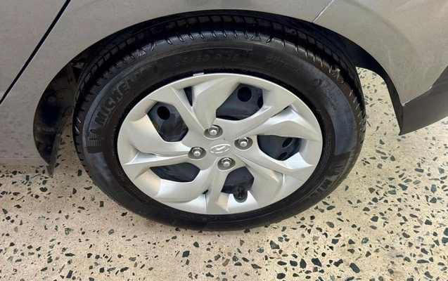 imagem-https://www.socarrao.com.br/sc-vehicle-images-prod/4065571/1790185538385-8157822_10_B_b52e9eb647.jpeg