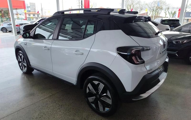 imagem-https://www.socarrao.com.br/sc-vehicle-images-prod/4065586/1790774232407-8505861_9_B_16ef63cd18.jpeg
