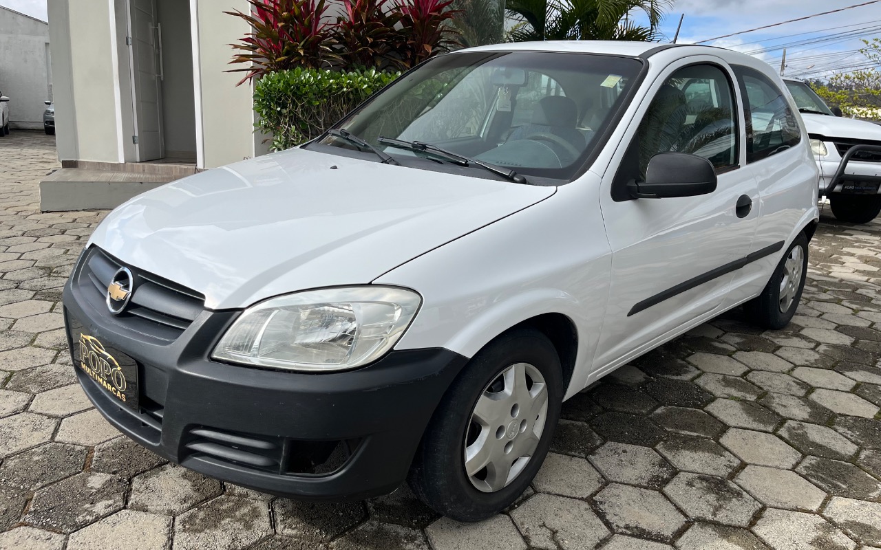 Chevrolet Celta 2008 Branco — foto 1 de 3