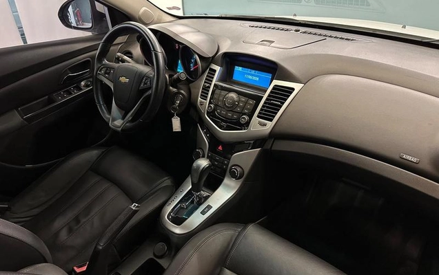 imagem-https://www.socarrao.com.br/sc-vehicle-images-prod/4065797/1790185884620-8408687_11_B_cfcc2c136e.jpeg