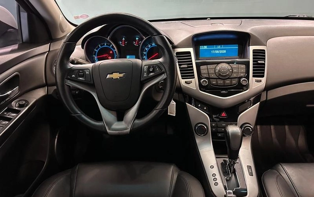 imagem-https://www.socarrao.com.br/sc-vehicle-images-prod/4065797/1790185884623-8408687_13_B_21a28a82ea.jpeg