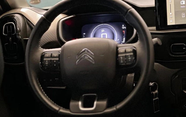 imagem-https://www.socarrao.com.br/sc-vehicle-images-prod/4065803/1791210301107-8487611_14_B_3721e873aa.jpeg