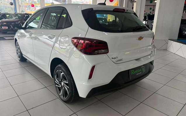 imagem-https://www.socarrao.com.br/sc-vehicle-images-prod/4065850/1790185963056-8429117_4_B_b57ae10ffc.jpeg