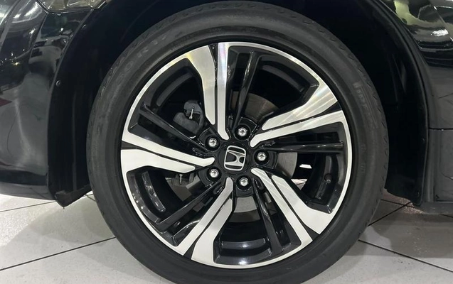 imagem-https://www.socarrao.com.br/sc-vehicle-images-prod/4065921/1790263416162-8490281_8_B_f09a028cd1.jpeg