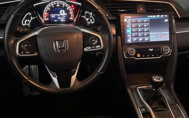 imagem-https://www.socarrao.com.br/sc-vehicle-images-prod/4065921/1790263416173-8490281_14_B_8d8a5dc714.jpeg
