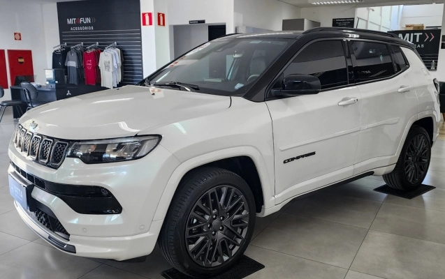 imagem-https://www.socarrao.com.br/sc-vehicle-images-prod/4065937/1790356491774-1nBdO2cfX3zqQJKOlqV56LplkySHeYZ5.jpg