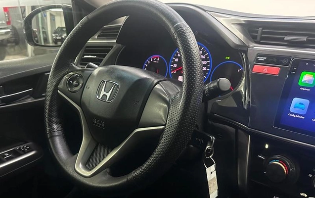 imagem-https://www.socarrao.com.br/sc-vehicle-images-prod/4065951/1790256780279-8316483_16_B_4cb612b7dd.jpeg