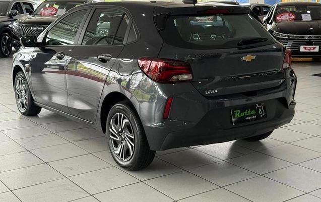 imagem-https://www.socarrao.com.br/sc-vehicle-images-prod/4065953/1790186488679-8429131_4_B_454c704156.jpeg