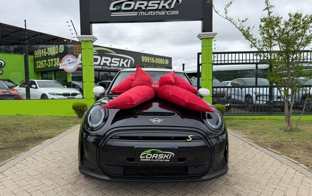 imagem-https://www.socarrao.com.br/sc-vehicle-images-prod/4065971/1790186590602-8505884_23_B_2b825f481a.jpeg