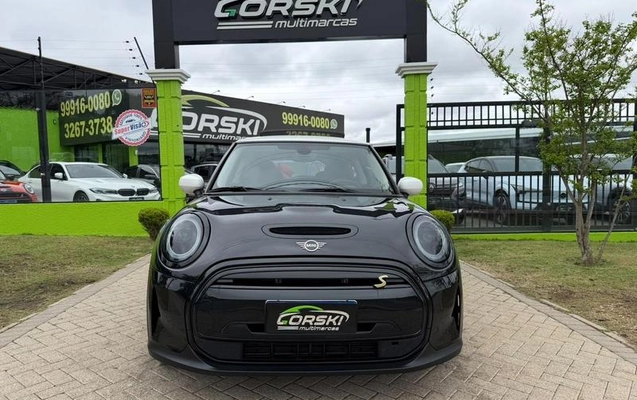 imagem-https://www.socarrao.com.br/sc-vehicle-images-prod/4065971/1790186590606-8505884_25_B_6f47f7c5dc.jpeg