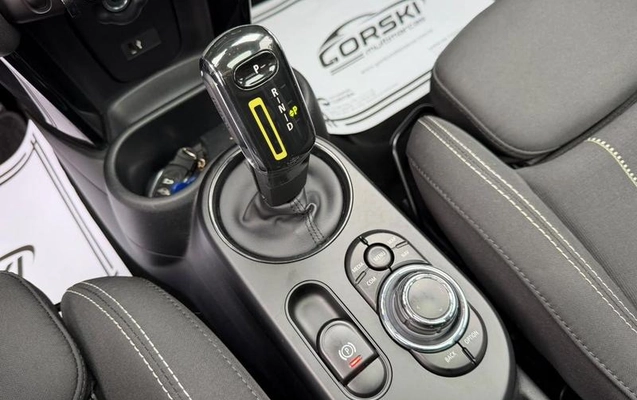imagem-https://www.socarrao.com.br/sc-vehicle-images-prod/4065971/1790186590637-8505884_8_B_602cc2b065.jpeg