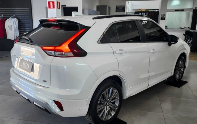 imagem-https://www.socarrao.com.br/sc-vehicle-images-prod/4066100/1790186771494-5WycEFIzORApQdGDVEdAqaQ5JyFyaU9p.jpg