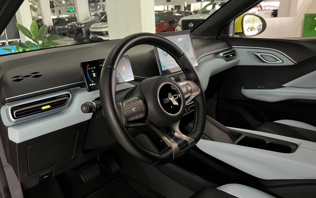 imagem-https://www.socarrao.com.br/sc-vehicle-images-prod/4066112/1790186796752-11_030606.jpg