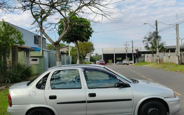 imagem-https://www.socarrao.com.br/sc-vehicle-images-prod/4066170/1790187005648-ODk5NGUzNTgtMjU1Ny00NjQzLWJjMWYtM2M2MTFmYWQ0YjQ3LmpwZWc.jpeg