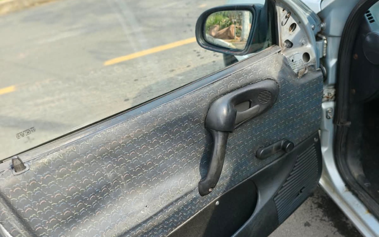 imagem-https://www.socarrao.com.br/sc-vehicle-images-prod/4066170/1790187006270-NWRmNmVmYjktYWE1NC00ZDNiLTlhODYtZTgzNjMwOTZhMGQ4LmpwZWc.jpeg