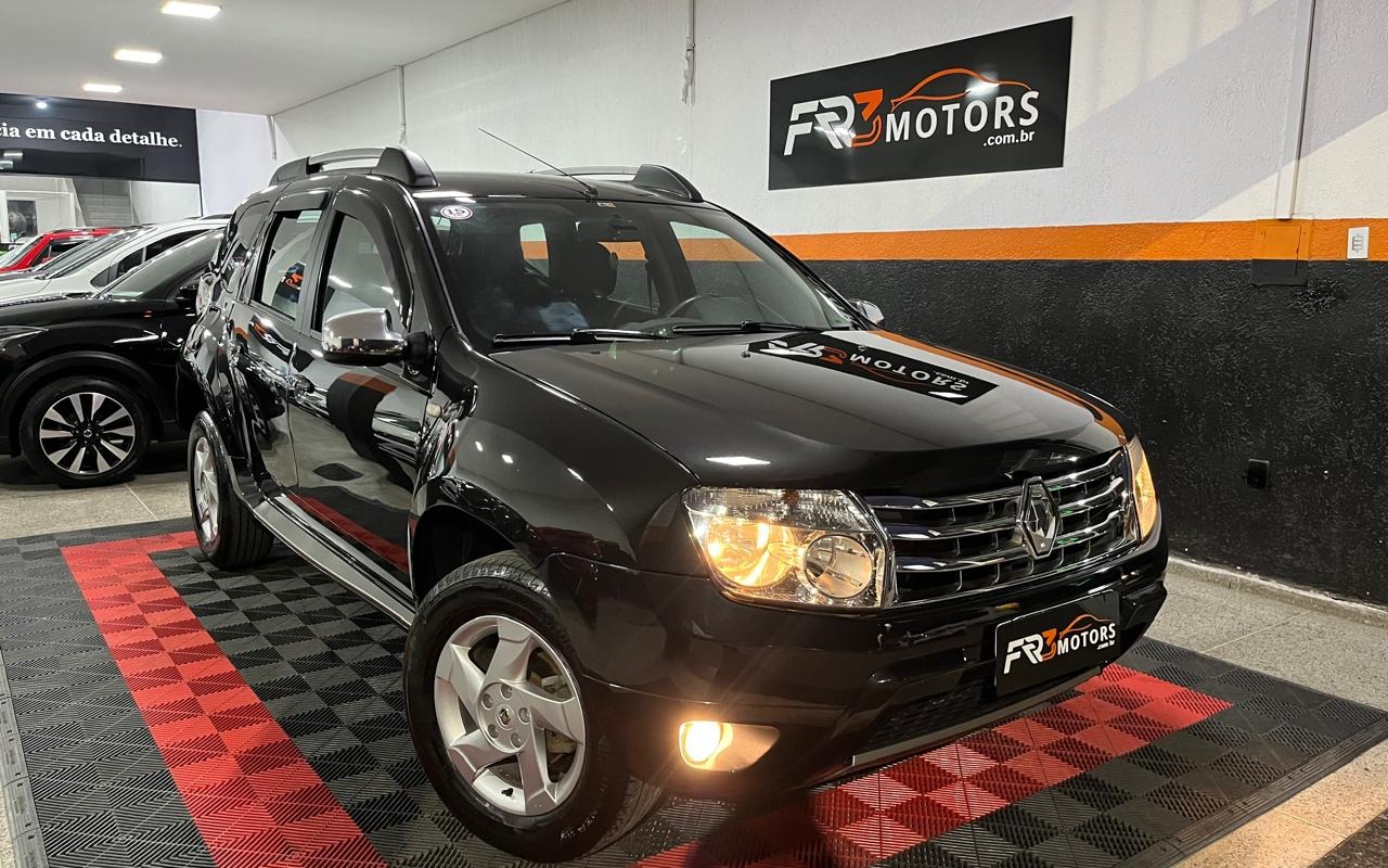 Renault Duster 2015 Preto — foto 1 de 3