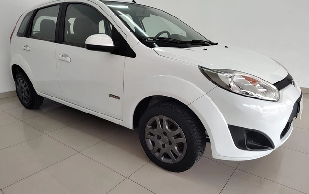 imagem-https://www.socarrao.com.br/sc-vehicle-images-prod/4066336/1790187344773-8adf6df27cbf42d48f9f3f2c817817de_1790187309205.jpg