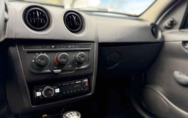 imagem-https://www.socarrao.com.br/sc-vehicle-images-prod/4066379/1790797662938-e2336d6e-7e93-4da3-a741-f1532d693071.jpg