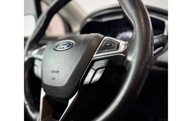 imagem-https://www.socarrao.com.br/sc-vehicle-images-prod/4066432/1790187560884-1_031218.jpg