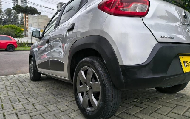 imagem-https://www.socarrao.com.br/sc-vehicle-images-prod/4066572/1790277408232-8489067_11_B_54c56621d0.jpeg