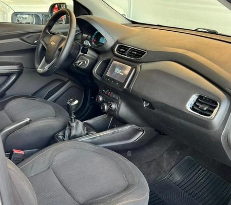imagem-https://www.socarrao.com.br/sc-vehicle-images-prod/4066699/1790188053123-8506237_14_B_0dd80eee47.jpeg