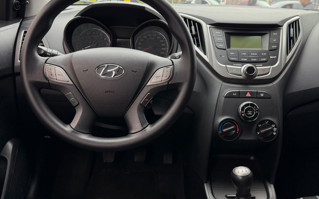 imagem-https://www.socarrao.com.br/sc-vehicle-images-prod/4066723/1791292400888-ZTU1Y2Y2ODQtYzVlNC00OWFlLTg4NzMtZDE3NGY5NjZhMzEwLmpwZw.jpg