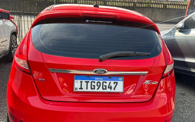 imagem-https://www.socarrao.com.br/sc-vehicle-images-prod/4066773/1790188447857-SU1HXzA4NzAuanBlZw.jpeg