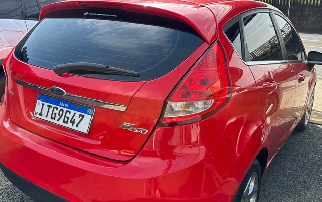 imagem-https://www.socarrao.com.br/sc-vehicle-images-prod/4066773/1790188448010-SU1HXzA4NjkuanBlZw.jpeg