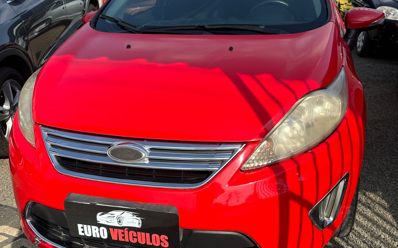 imagem-https://www.socarrao.com.br/sc-vehicle-images-prod/4066773/1790188448527-SU1HXzA4NjQuanBlZw.jpeg