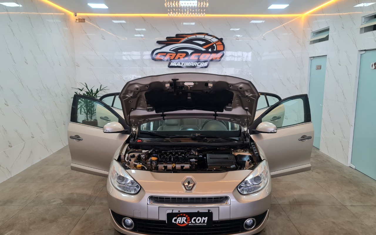 imagem-https://www.socarrao.com.br/sc-vehicle-images-prod/4066887/1791313550401-MTIuanBn.jpg