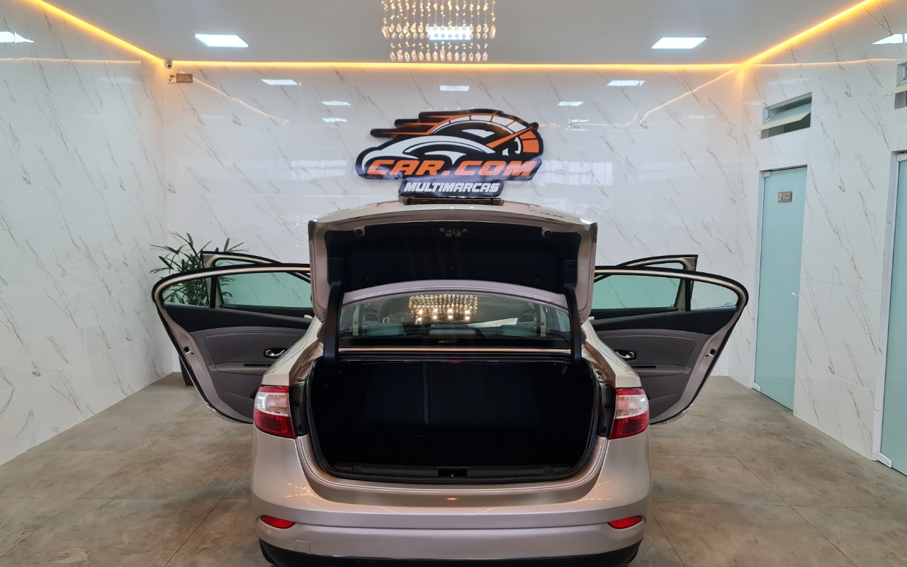 imagem-https://www.socarrao.com.br/sc-vehicle-images-prod/4066887/1791313550641-MTUuanBn.jpg