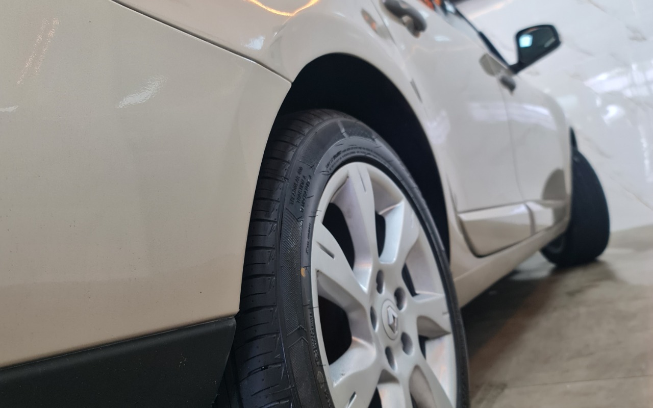 imagem-https://www.socarrao.com.br/sc-vehicle-images-prod/4066887/1791313550895-MTguanBn.jpg
