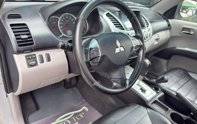 imagem-https://www.socarrao.com.br/sc-vehicle-images-prod/4067044/1790687655255-gb-9df7bc1.jpg