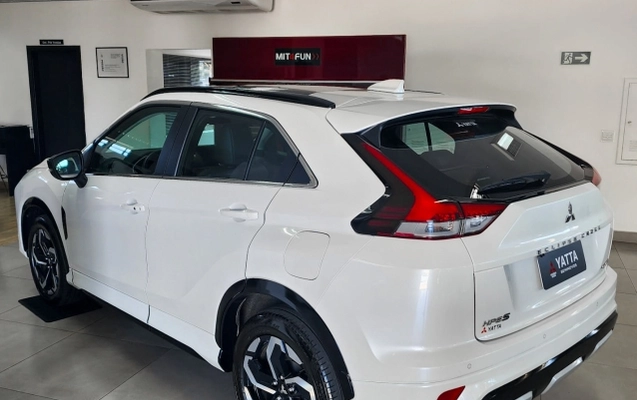 imagem-https://www.socarrao.com.br/sc-vehicle-images-prod/4067069/1790188923893-FCS8kN2ZlNOkNITNVqbEyQBAEVQs2UB5.jpg