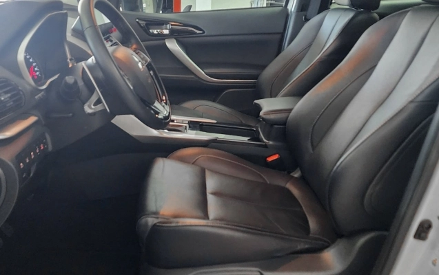 imagem-https://www.socarrao.com.br/sc-vehicle-images-prod/4067069/1790188923932-u17GfkEFmjSvkCioLht3475Czwwi6zzn.jpg