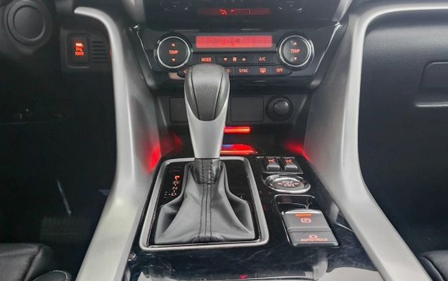 imagem-https://www.socarrao.com.br/sc-vehicle-images-prod/4067069/1790188923936-VCJsId3pm8jailLhqgxt9sMii42LxOdl.jpg