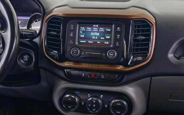 imagem-https://www.socarrao.com.br/sc-vehicle-images-prod/4067070/1790188944909-8488518_13_B_6fe0e8074a.jpeg