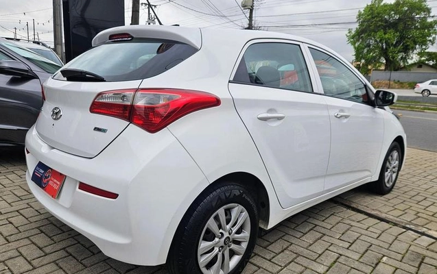 imagem-https://www.socarrao.com.br/sc-vehicle-images-prod/4067091/1790693486220-8504609_2_B_abaffbb94a.jpeg