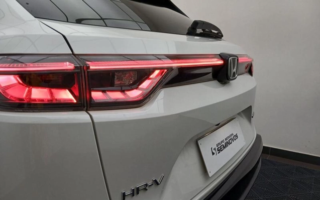 imagem-https://www.socarrao.com.br/sc-vehicle-images-prod/4067099/1790189199116-8506390_32_B_91cae0a70e.jpeg
