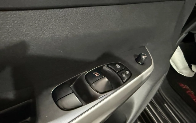 imagem-https://www.socarrao.com.br/sc-vehicle-images-prod/4067310/1790189472534-vehicle_image_1790189449_92158ebe15824b705d7af7b1df23a532.jpeg