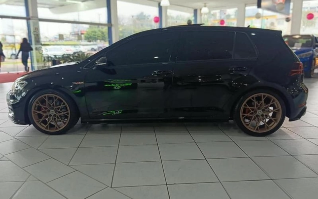 imagem-https://www.socarrao.com.br/sc-vehicle-images-prod/4067327/1790189496120-8490310_7_B_4e8aa8cd8a.jpeg