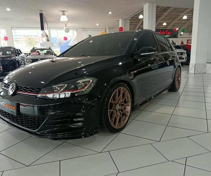 Volkswagen Golf 2019 Preto — foto 1 de 3