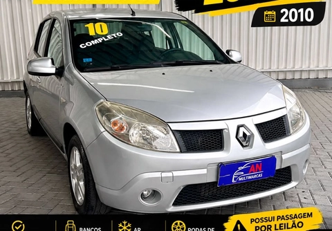 Renault Sandero 2010 Prata — foto 1 de 3