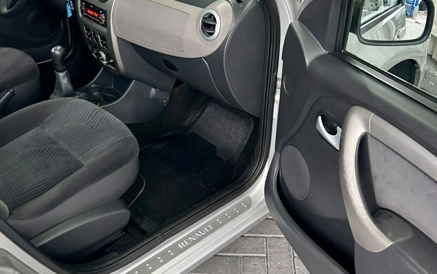 imagem-https://www.socarrao.com.br/sc-vehicle-images-prod/4067337/1790189532516-gb-ed9be7d.jpg