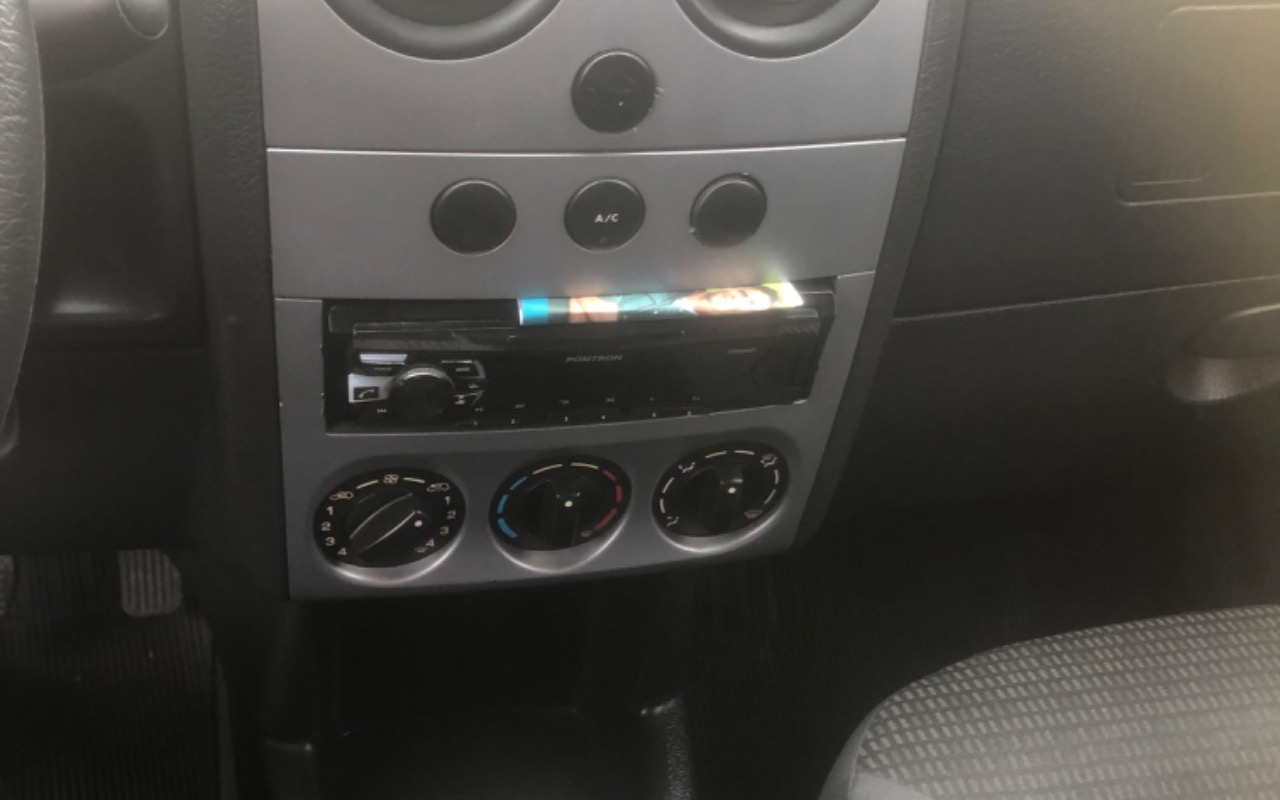 imagem-https://www.socarrao.com.br/sc-vehicle-images-prod/4067375/1790189572995-SU1HXzYwNjkuanBlZw.jpeg