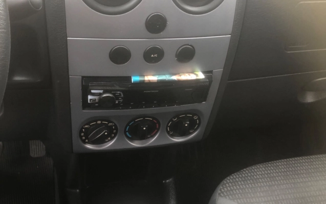 imagem-https://www.socarrao.com.br/sc-vehicle-images-prod/4067375/1790189572995-SU1HXzYwNjkuanBlZw.jpeg